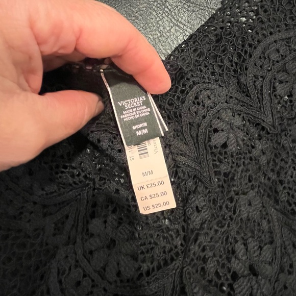 NWT Victoria’s Secret Midnight Black Lace Shorts and Bralette size Med - Picture 3 of 7